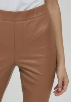 OXMO PAULINE - Stoffhose - Toffee -OXMO Verkaufsgeschäft 225e1a5fa0ec410db4327c312663c4e8