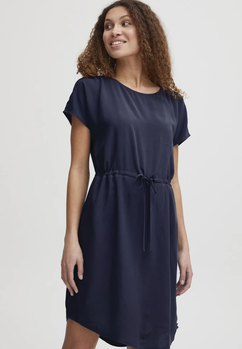 OXMO OXELVIRA - Jerseykleid - Total Eclipse 1 OXMO OXELVIRA - Jerseykleid - Total Eclipse
