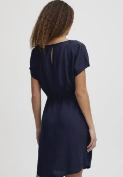 OXMO OXELVIRA - Jerseykleid - Total Eclipse 8 OXMO OXELVIRA - Jerseykleid - Total Eclipse -OXMO Verkaufsgeschäft 9fd906851e1344a396c80aa728529dd4