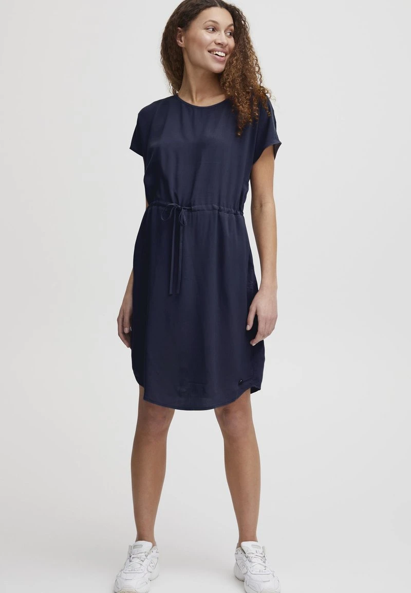 OXMO OXELVIRA - Jerseykleid - Total Eclipse 2 OXMO OXELVIRA - Jerseykleid - Total Eclipse – Bild 2