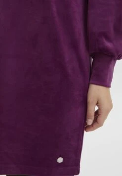 OXMO OXMIRA - Freizeitkleid - Phlox -OXMO Verkaufsgeschäft f7095b51206c418294ce528aa94bc15d